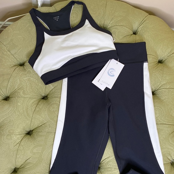 Johnny Was Calme Color Blocked Sports Bra & Leggings Set Size XS NWT Retail $206 - Picture 2 of 14